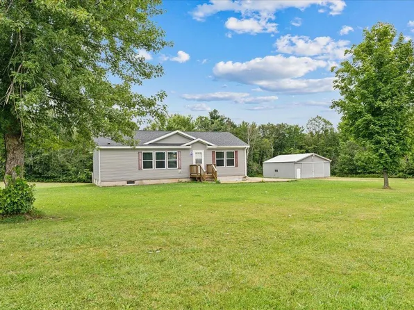 746 9th Ave, Almena, WI 54805