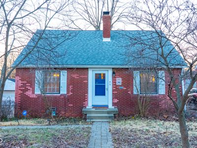 36 Bankers Ln, Indianapolis, IN, 46201