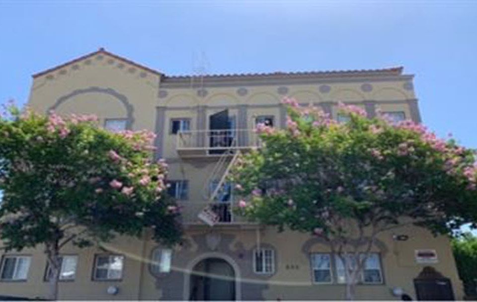 2nd image of 320 N Ardmore Ave #200