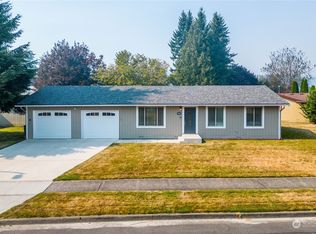 4209 Regency Pl, Carnation, WA 98014
