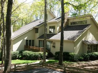 6428 Fairway Forest Dr, Roanoke, VA 24018