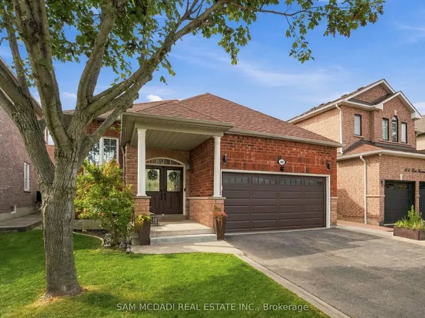 400 Forest Fountain Dr, Vaughan, ON L4H 1W4