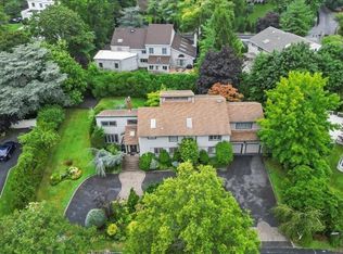 840 Channel Rd, Woodmere, NY 11598