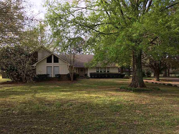 2nd image of 102 Langford Dr