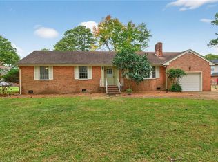 4 Inland Ln, Portsmouth, VA 23701