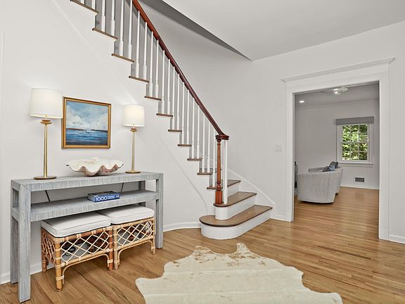 21 John Jay Pl Rye NY 10580-large-024-025-025-1500x1000-72dpi.jpg