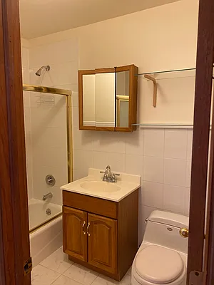 Rented by Farran & Associates | media 11