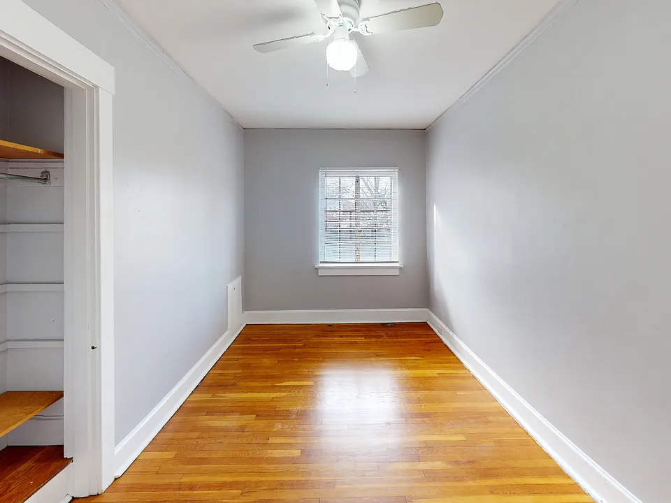 Mariemont Square Bedroom