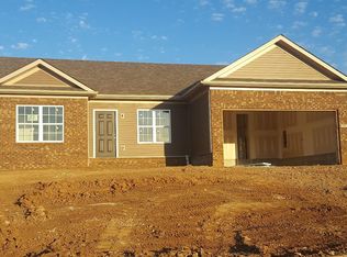 137 Nathan Hale Dr, Georgetown, KY 40324