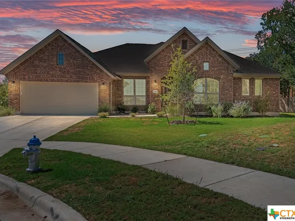 136 Hollytree Ct, Georgetown, TX 78628