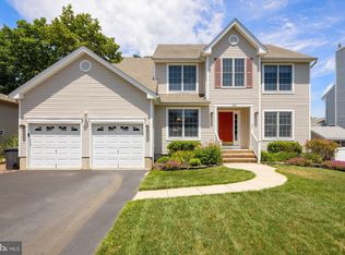 152 Seaspray Rd, Manahawkin, NJ 08050