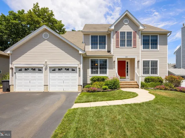 152 Seaspray Rd, Manahawkin, NJ 08050