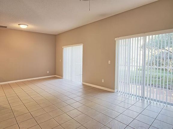 3rd image of 9081 Iron Oak Ave