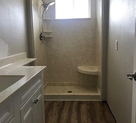 All new master bathroom, with shower door coming soon