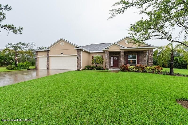 1st image of 2932 Sereno Pointe Dr
