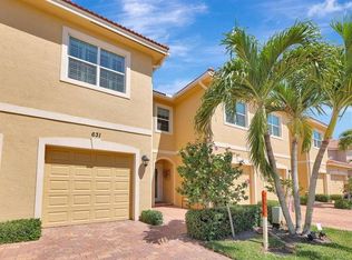 631 SW Glen Crest Way, Stuart, FL 34997