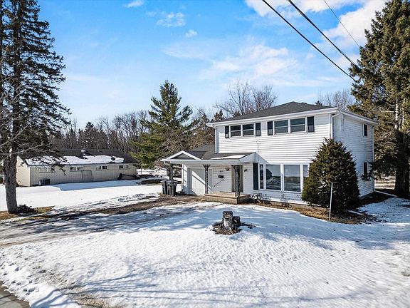 2nd image of 609 North 2ND STREET