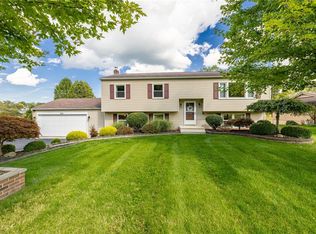300 Pine Blvd, Newark, NY 14513