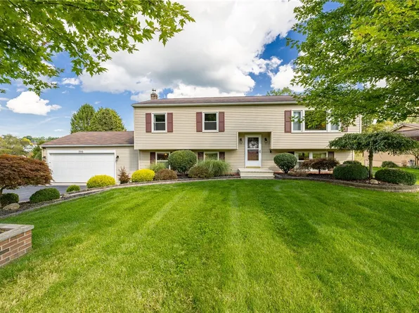 300 Pine Blvd, Newark, NY 14513