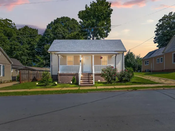 928 E Davis St, Burlington, NC 27215