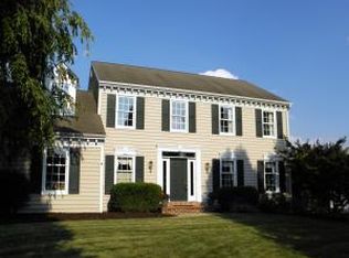 3 Old Post Ln, Lititz, PA 17543