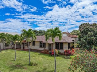 9610 Waena Rd, Waimea, HI 96796