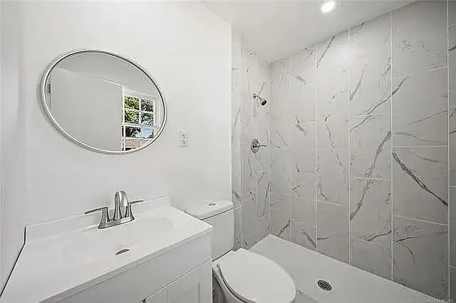 4365 E 57th St S — Photo 9