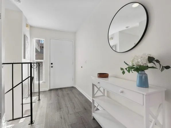 10794 Jeanne Ter Unit D, Santee, CA 92071