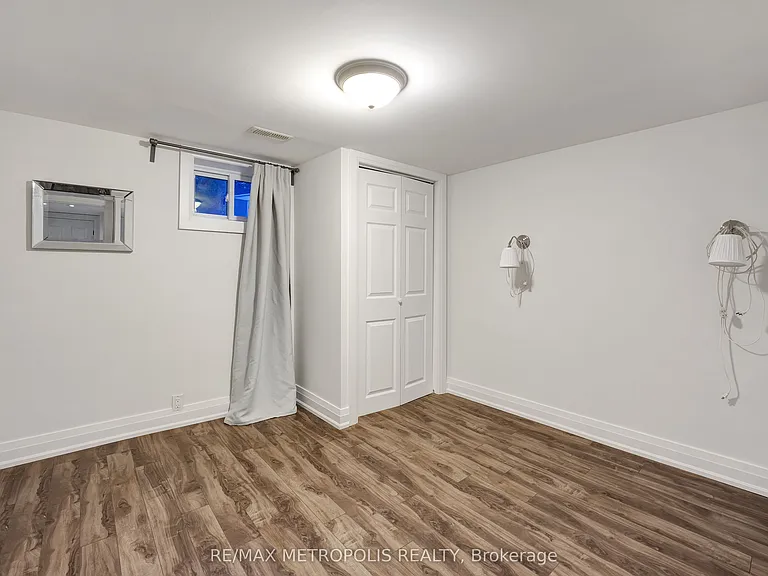 268 Penn Ave #BASEMENT — Photo 10