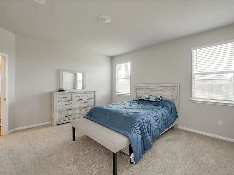 102 Rainmaker Cv — Photo 15