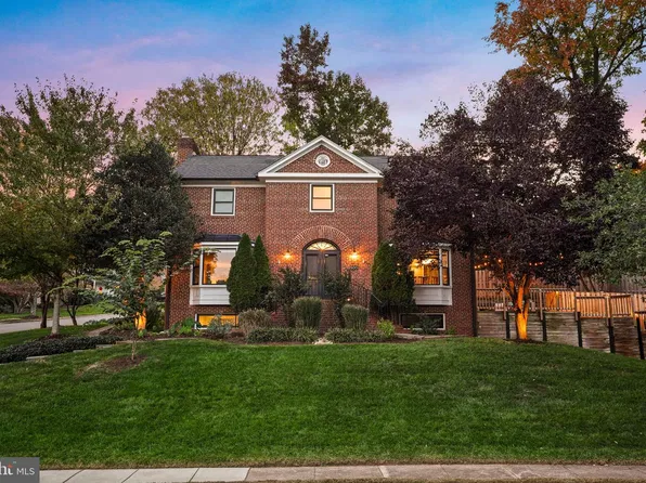 500 Canterbury Ln, Alexandria, VA 22314