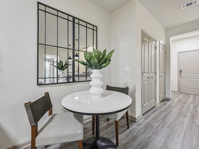 Vine + Vail Townhomes and Apartments — Photo 46