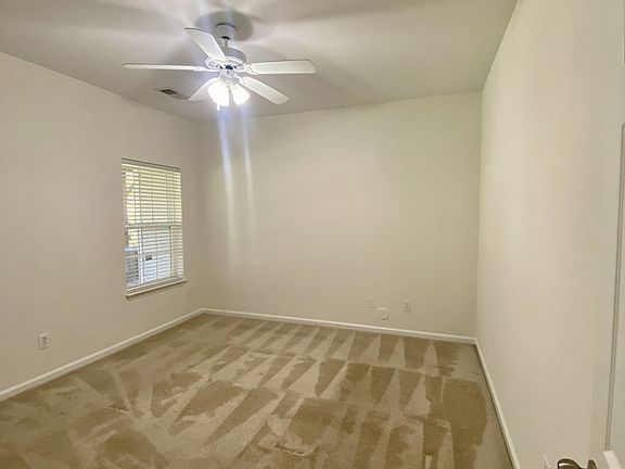 4th image of 9820 Walkers Glen Dr