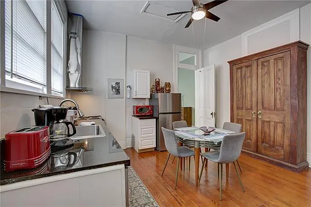 821 Bordeaux St — Photo 12