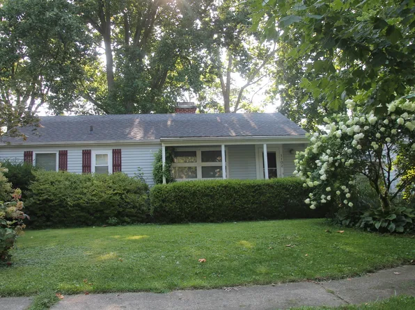 1102 S Cottage Grove Ave, Urbana, IL 61801