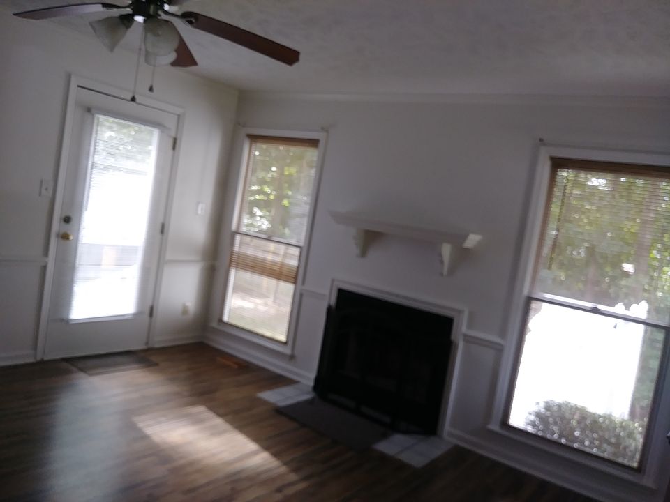 Living room -wood burning FP