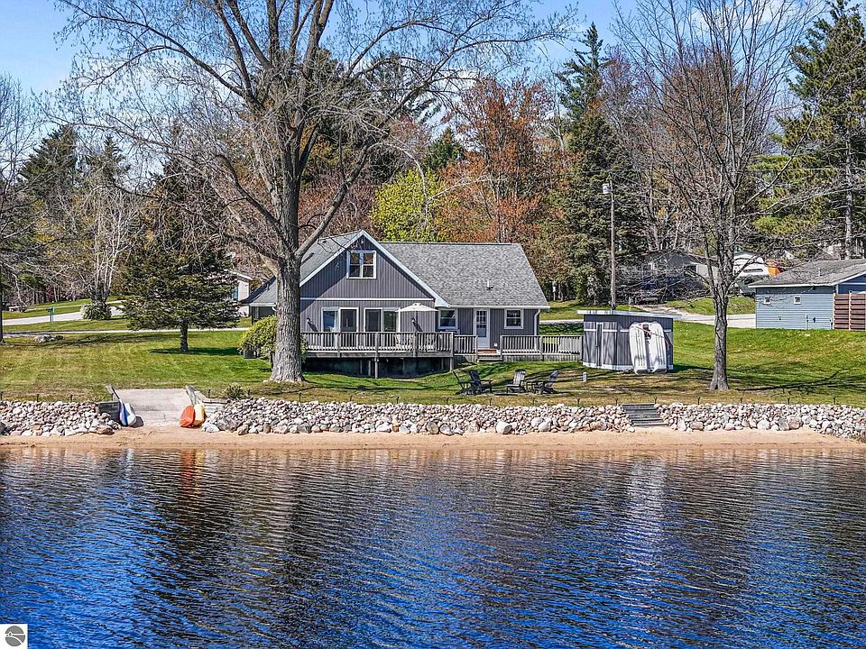1st image of 9464 Stone Ledge Lake Dr
