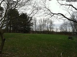 2316 Sanitarium Rd, Lakemore, OH 44250