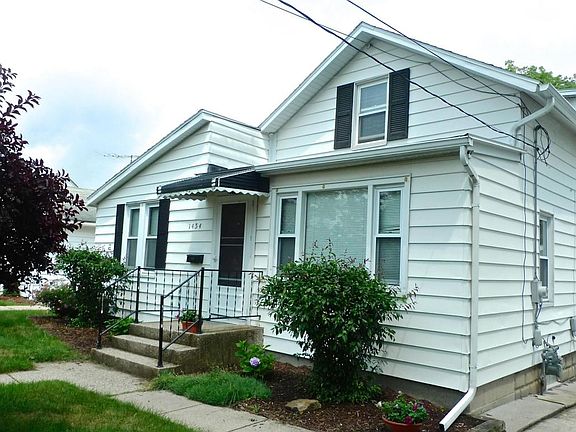 2nd image of 1434 Emerson Ave NW