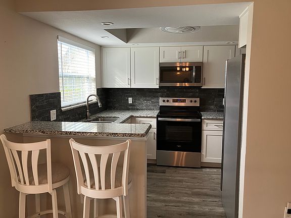 2nd image of 1225 Big Pine Dr