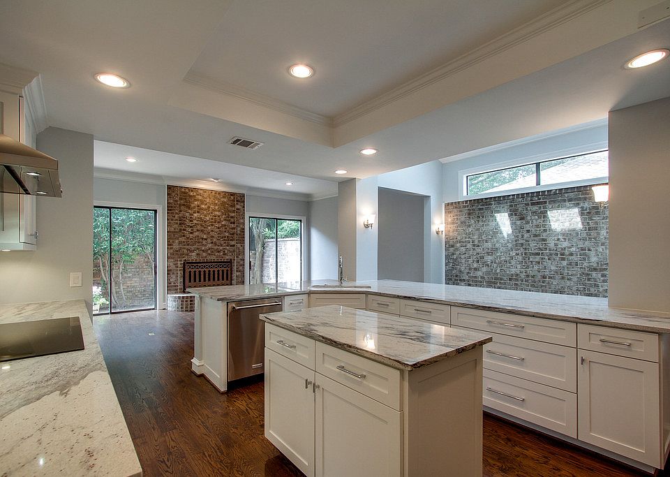Open and Bright Kitchen