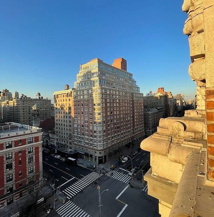 1st image of 2350 Broadway #1019