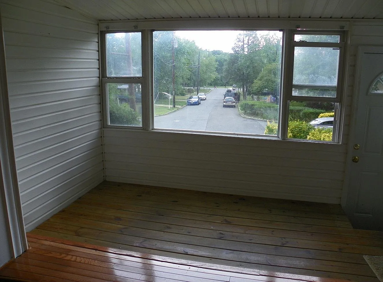3 bed, 1436 sqft, $2,495 — Photo 2