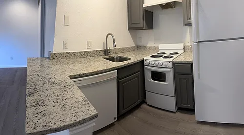 2301 Balsam Dr #M301 Photo 1