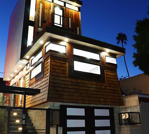 2nd image of 717 N El Centro Ave