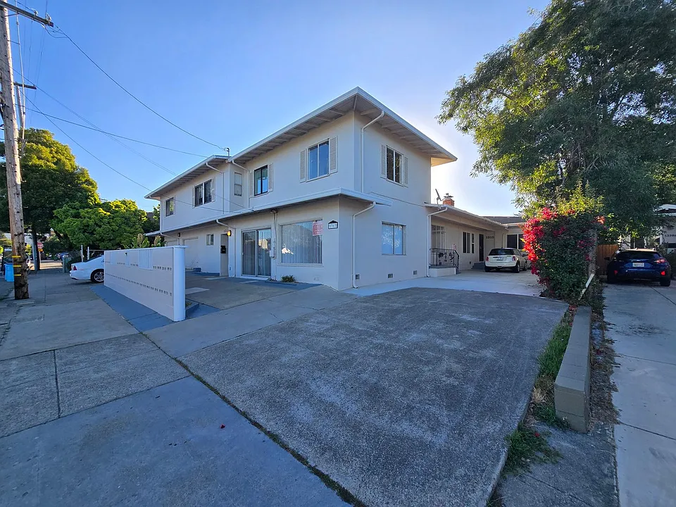Curtis Street 1311-1315