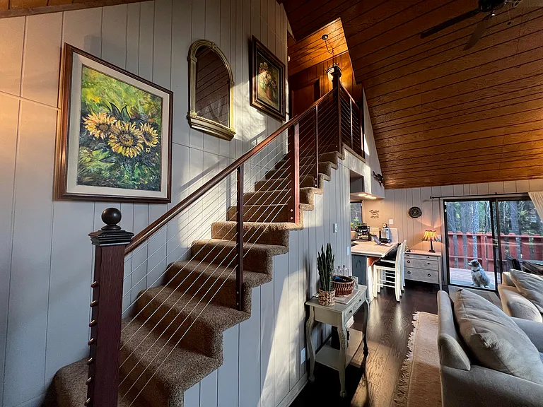 Stairs to 2nd Floor : Bedroom & Bathroom on 2nd Floor