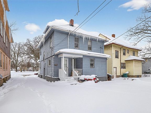 4th image of 88 Gardiner Ave