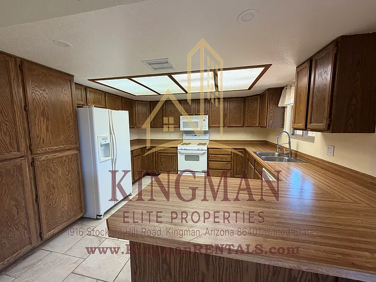 2604 Phoenix Ave — Photo 10