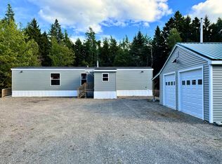 318 County Rd, Lubec, ME 04652